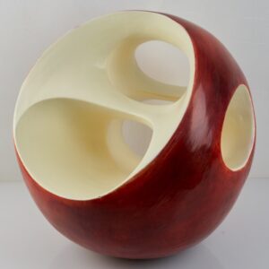 Pièce en Chocolat Noir en forme de Boule, de Stéphane Pasco, artisan Chocolatier à Nantes