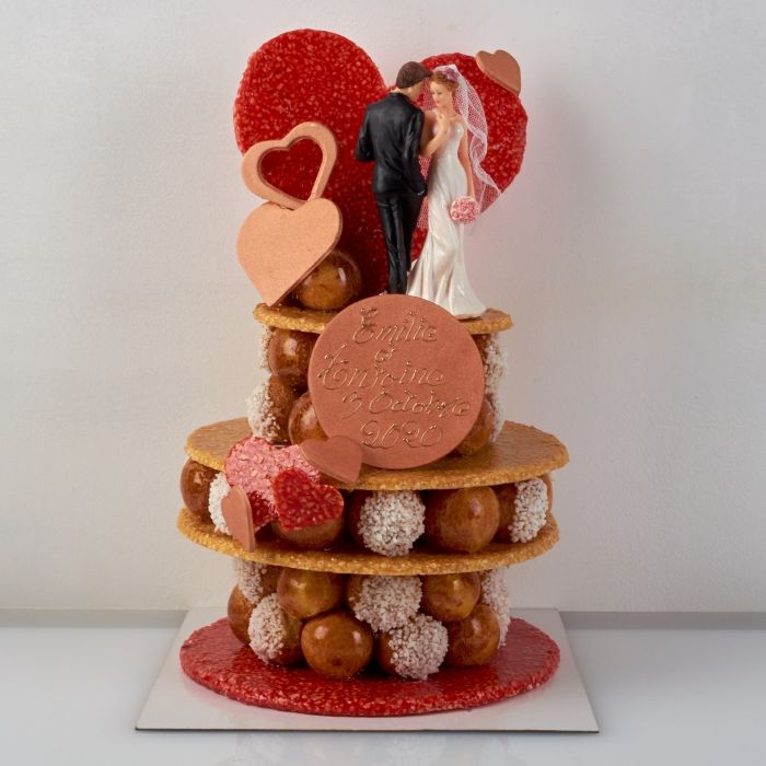 Pièce Montée de Choux Caramélisés et Nougatine pour un mariage, de Stéphane Pasco Pièce Montée de Choux Caramélisés et Nougatine pour un mariage, de Stéphane Pasco, pâtissier à Nantes et Vertou
